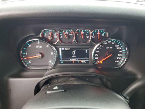 Used 2017 Chevrolet Suburban LT w/ LT Signature Package image 11