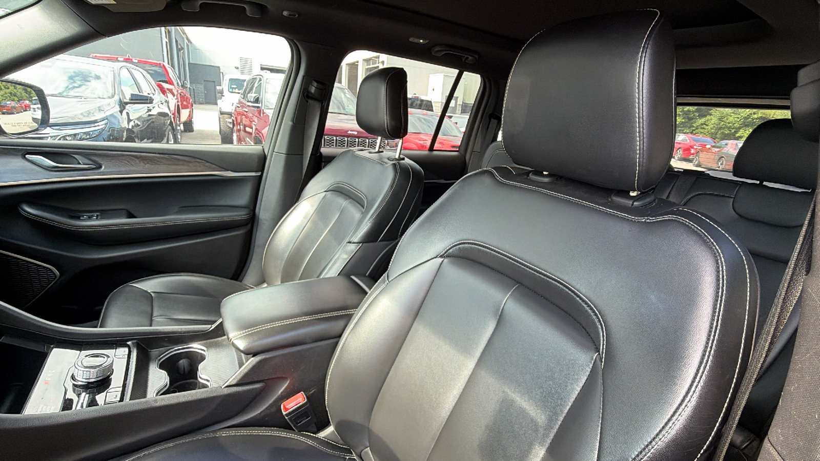 Used 2024 Jeep Grand Cherokee Limited 4xe AWD/4WD image 18