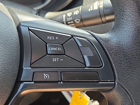 Used 2025 Nissan Versa S w/ Trunk Package FWD image 22