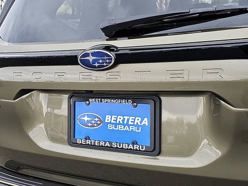 Certified 2025 Subaru Forester Limited image 33