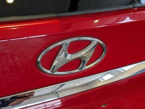 Used 2012 Hyundai Elantra GLS image 11