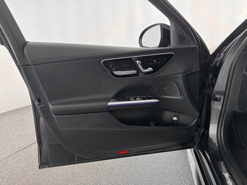 Used 2023 Mercedes-Benz C 300 C 300 image 13