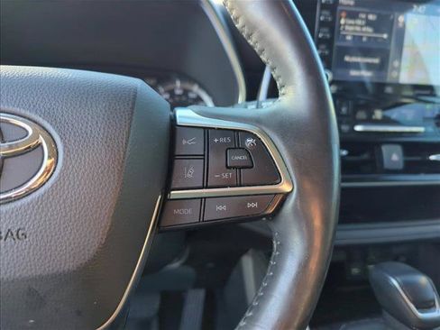 Certified 2020 Toyota Highlander Limited FWD image 14