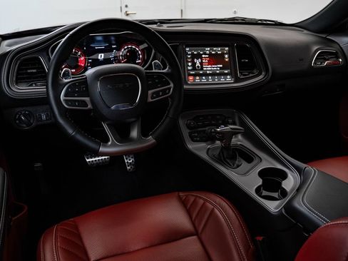 Used 2023 Dodge Challenger SRT Hellcat RWD image 4