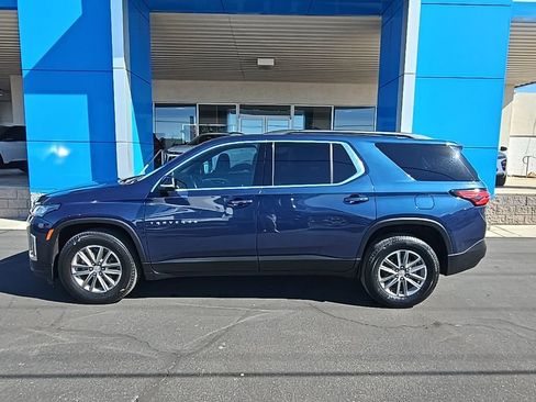 Used 2023 Chevrolet Traverse LT image 6
