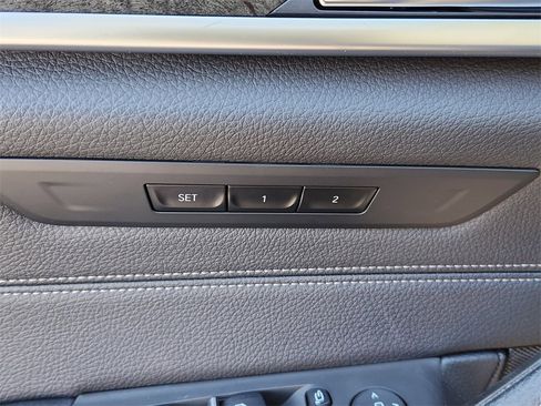 Used 2022 BMW 530i xDrive w/ M Sport Package image 28