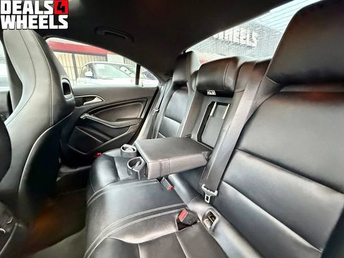 Used 2016 Mercedes-Benz CLA 250 4MATIC image 31