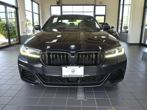 Used 2023 BMW M550i xDrive w/ Executive Package image 8