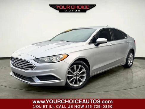 Used 2017 Ford Fusion SE w/ Fusion SE Technology Package FWD image 1