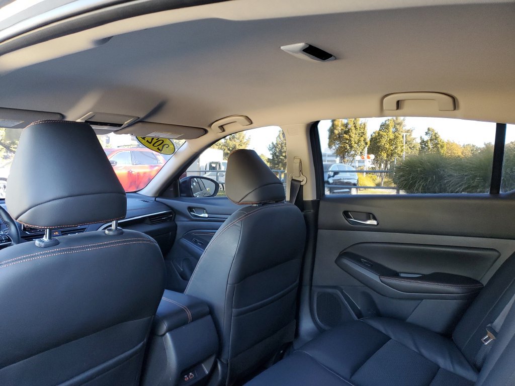 Certified 2021 Nissan Altima 2.5 SR FWD image 14