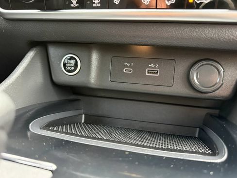 Used 2021 Nissan Rogue SV AWD/4WD image 30