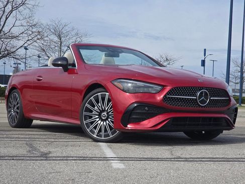New 2026 Mercedes-Benz CLE 300 4MATIC Cabriolet image 2