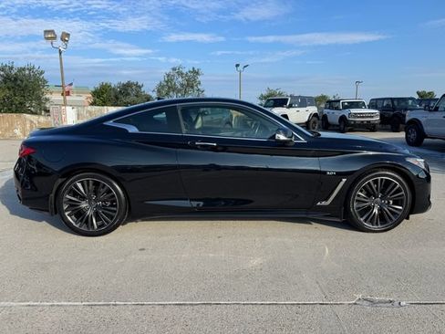 Used 2018 INFINITI Q60 3.0t Luxe AWD/4WD image 4