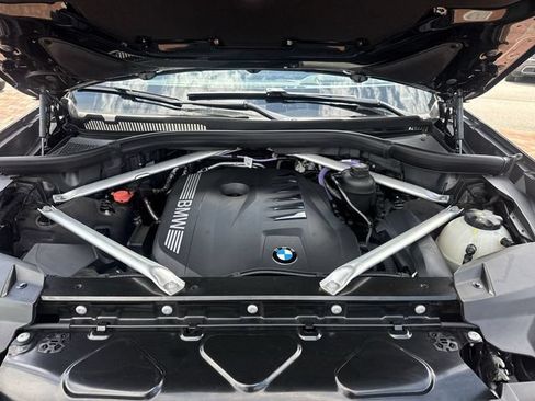 Used 2025 BMW X7 xDrive40i AWD/4WD image 30