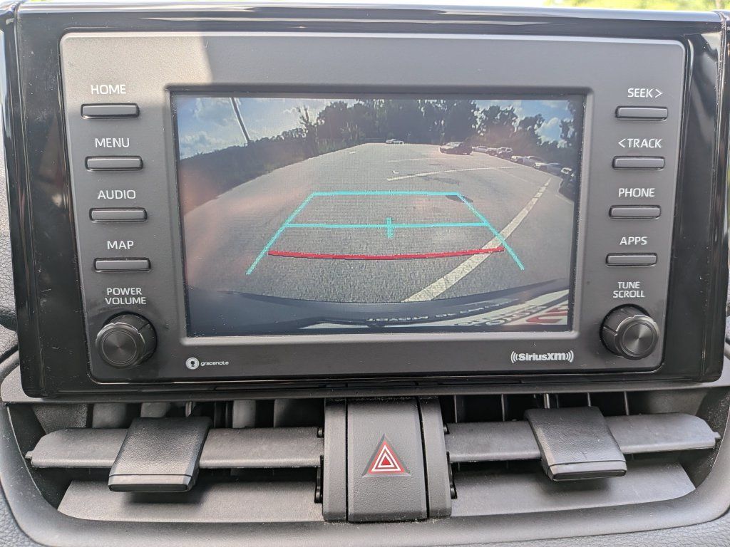 Used 2022 Toyota RAV4 XLE w/ Convenience Package FWD image 20
