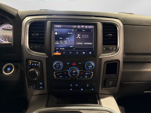 Used 2023 RAM 1500 Warlock AWD/4WD image 26
