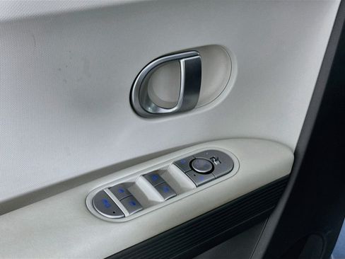 Used 2024 Hyundai Ioniq 5 SEL RWD image 15