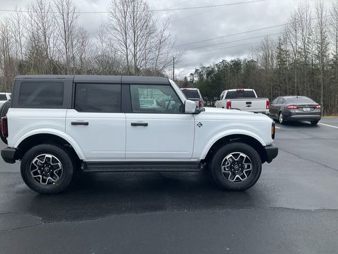 New 2026 Ford Bronco Outer Banks AWD/4WD image 4