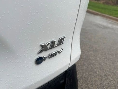 Certified 2025 Toyota RAV4 XLE AWD/4WD image 39