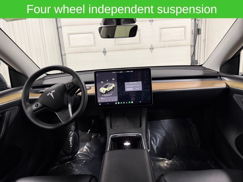 Used 2023 Tesla Model Y Long Range AWD/4WD image 17
