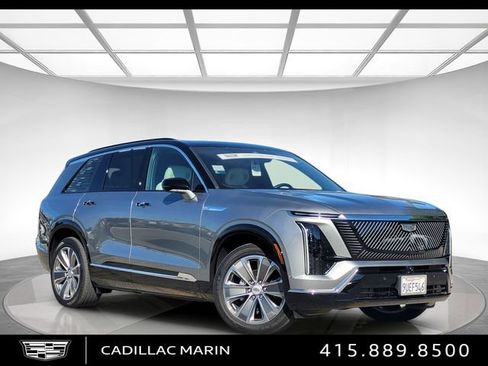 Used 2026 Cadillac Vistiq Luxury image 1