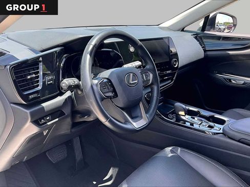 Used 2025 Lexus NX 250 FWD w/ Towing Package (2000 Lbs) image 16