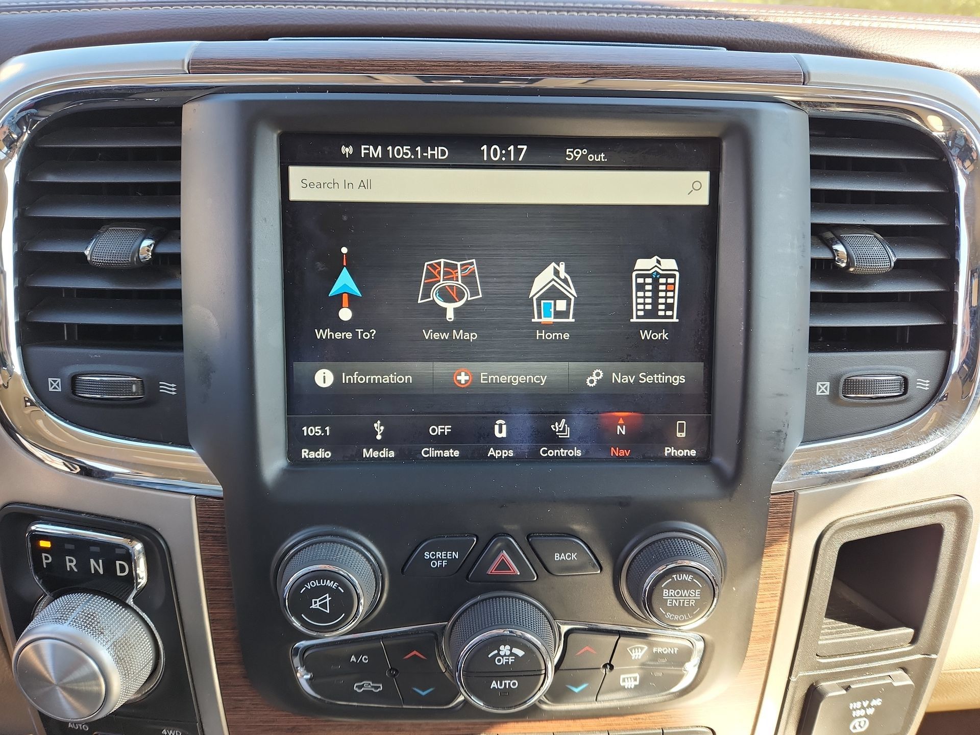 Certified 2018 RAM 1500 Laramie w/ Convenience Group AWD/4WD image 19