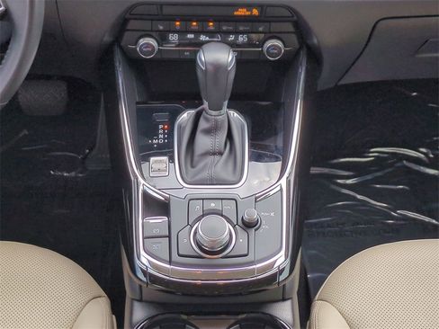 Used 2020 MAZDA CX-9 Touring w/ Touring Premium Package image 19