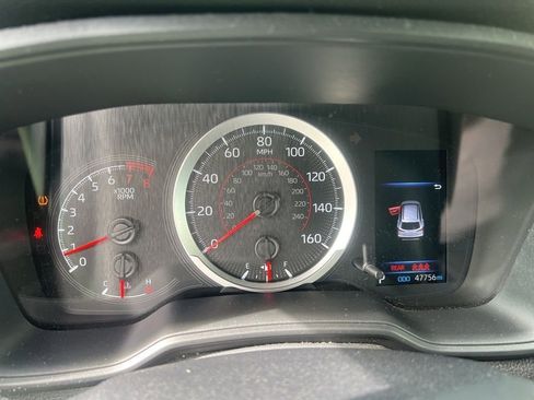 Used 2022 Toyota Corolla Cross LE image 13