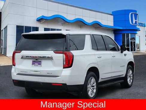 Used 2024 GMC Yukon SLT AWD/4WD image 5