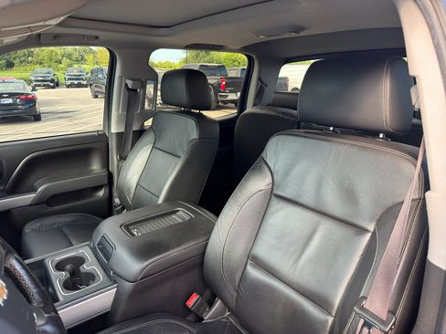 Used 2016 Chevrolet Silverado 1500 LTZ Z71 w/ LTZ Plus Package AWD/4WD image 10