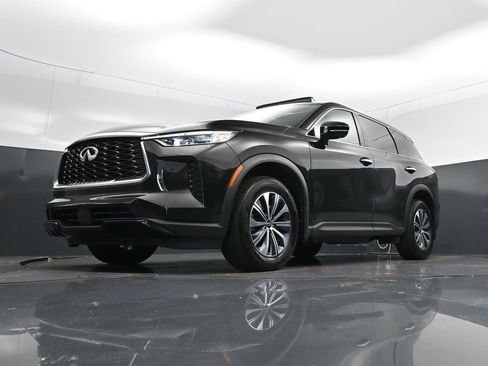 Used 2023 INFINITI QX60 Pure image 39
