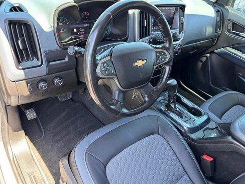 Used 2021 Chevrolet Colorado Z71 AWD/4WD image 15