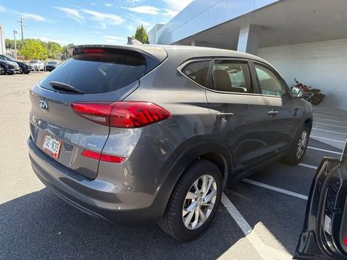 Used 2020 Hyundai Tucson SE w/ Cargo Package AWD/4WD image 3