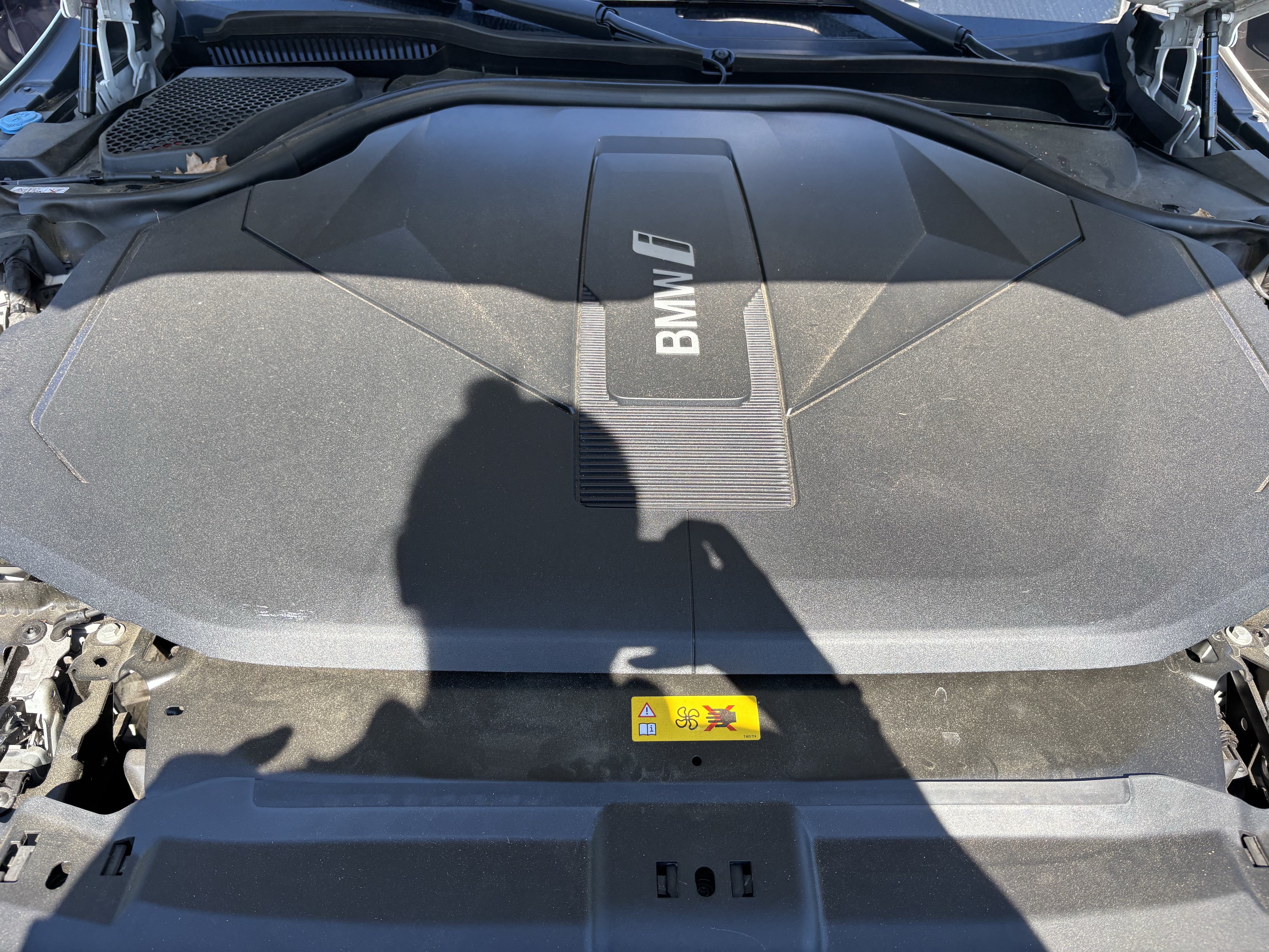 Used 2024 BMW i5 eDrive40i w/ M Sport Package RWD image 36