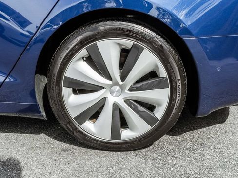 Used 2020 Tesla Model S Long Range Plus AWD/4WD image 30