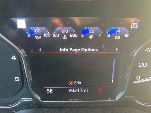 Used 2020 GMC Sierra 2500 Denali w/ Denali Ultimate Package image 11