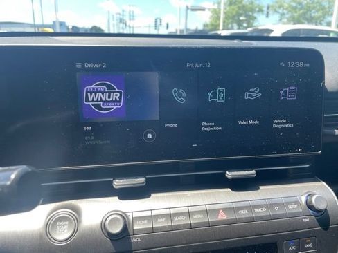 Used 2024 Hyundai Kona SEL FWD image 11