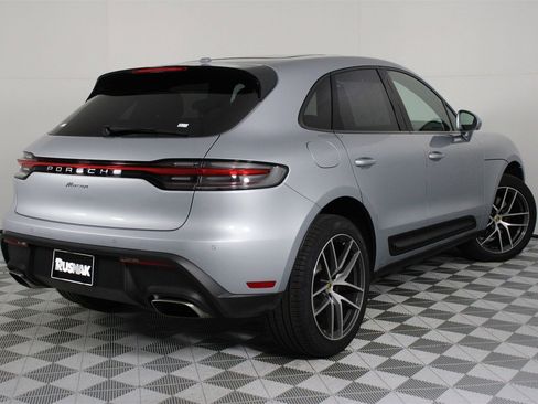 Used 2025 Porsche Macan image 7