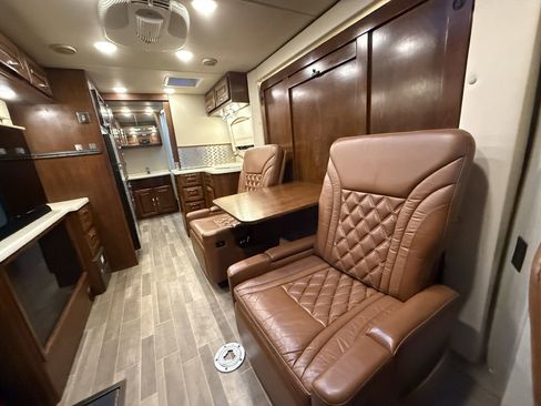 Used 2017 Mercedes-Benz Sprinter 3500 image 42