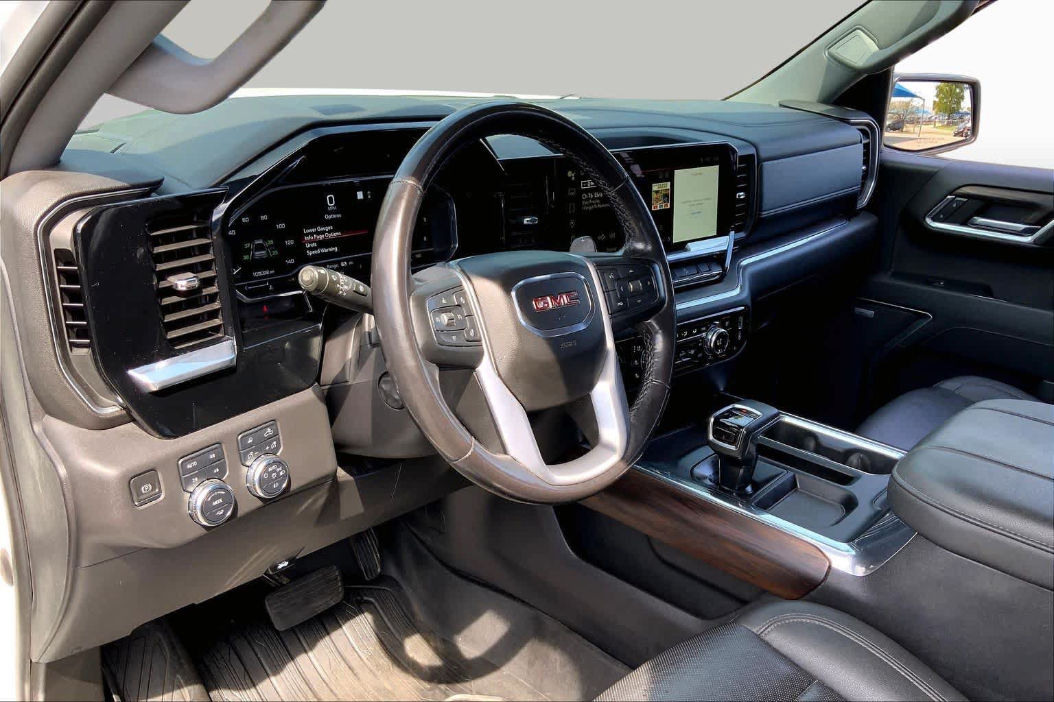 Used 2023 GMC Sierra 1500 SLT AWD/4WD image 18