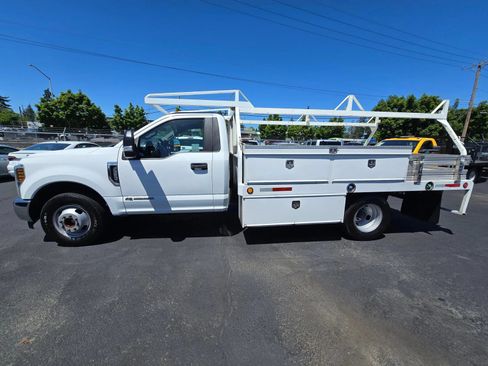 Used 2019 Ford F350 XL w/ Power Equipment Group RWD image 2