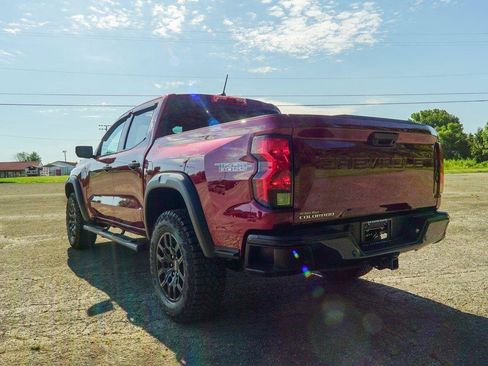 Used 2025 Chevrolet Colorado Trail Boss AWD/4WD image 4