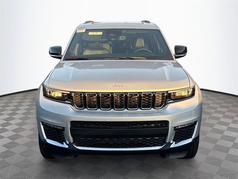 New 2025 Jeep Grand Cherokee L Limited image 2