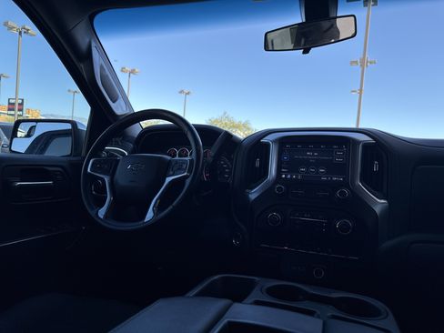 Used 2019 Chevrolet Silverado 1500 LT Trail Boss image 25