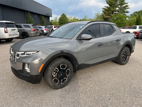 Used 2023 Hyundai Santa Cruz SEL w/ Activity Package AWD/4WD image 3