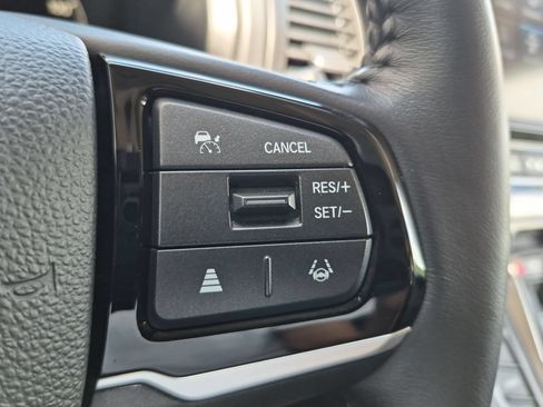 Used 2025 Honda Odyssey Touring image 15