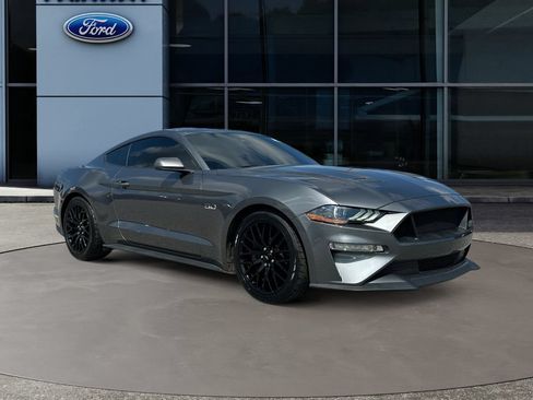 Used 2022 Ford Mustang GT Premium w/ GT Performance Package RWD image 3