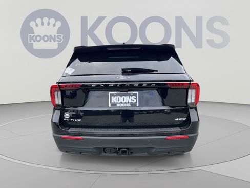 New 2026 Ford Explorer Active AWD/4WD image 5