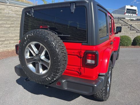 Used 2020 Jeep Wrangler Unlimited Sahara image 12